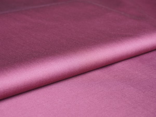 chất vải cotton đỏ đô
