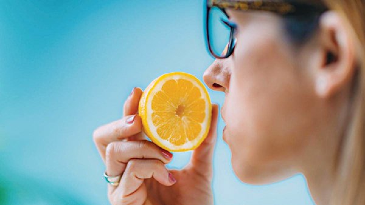 Đắng miệng khi ngủ dậy không nên chủ quan kẻo hối hận không kịp 5 An do an ho cam quyt se cai thien tinh trang dang mieng