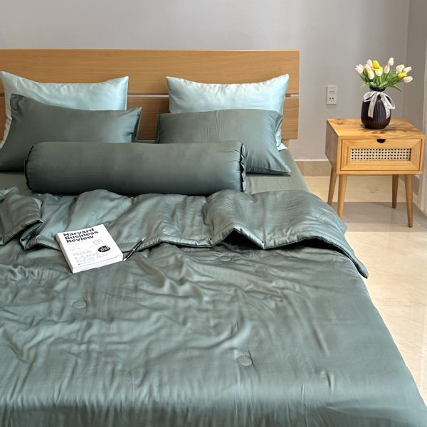 z5484091983067 02d4ede166f9589cc841c3477e100635